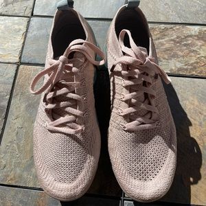 Women’s Nike Airmax Flynit, Pink, sz 9.5